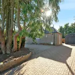 Traditional Stone Farmhouse - Aberdeen West