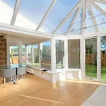 Traditional Stone Farmhouse - Aberdeen West