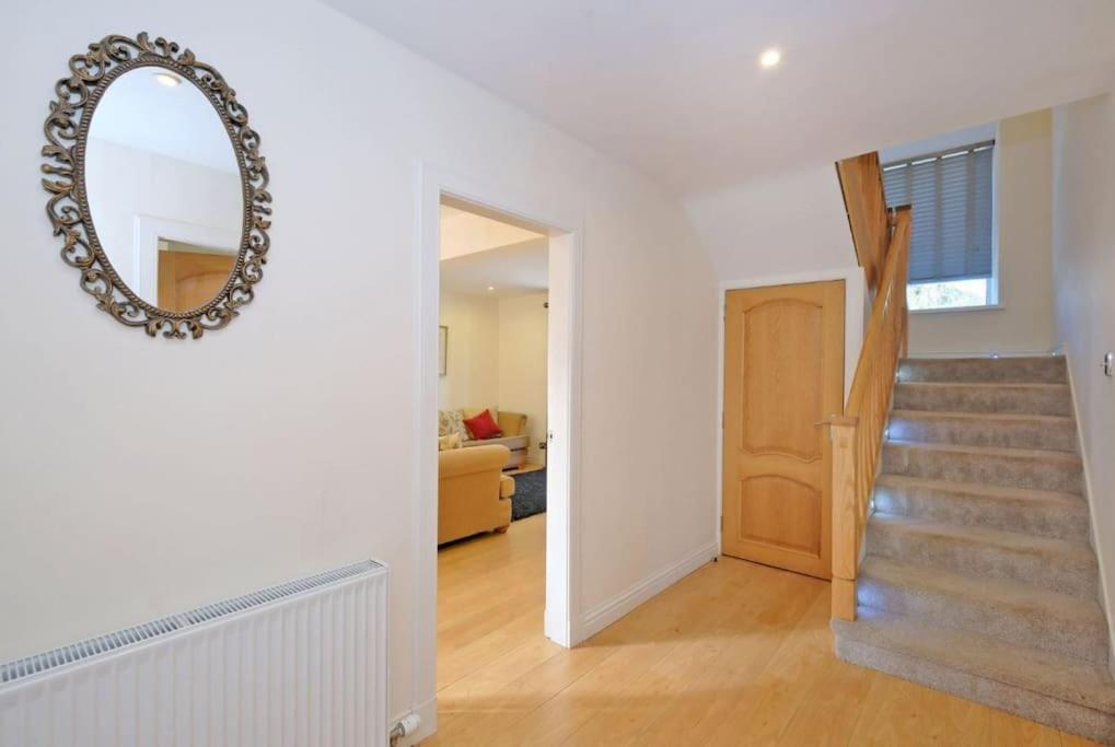 Villa Traditional Stone - West Aberdeen